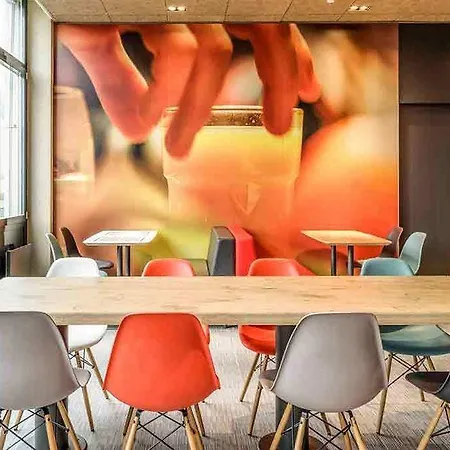 Отель Ibis Lorient Centre Hotelier Кодан